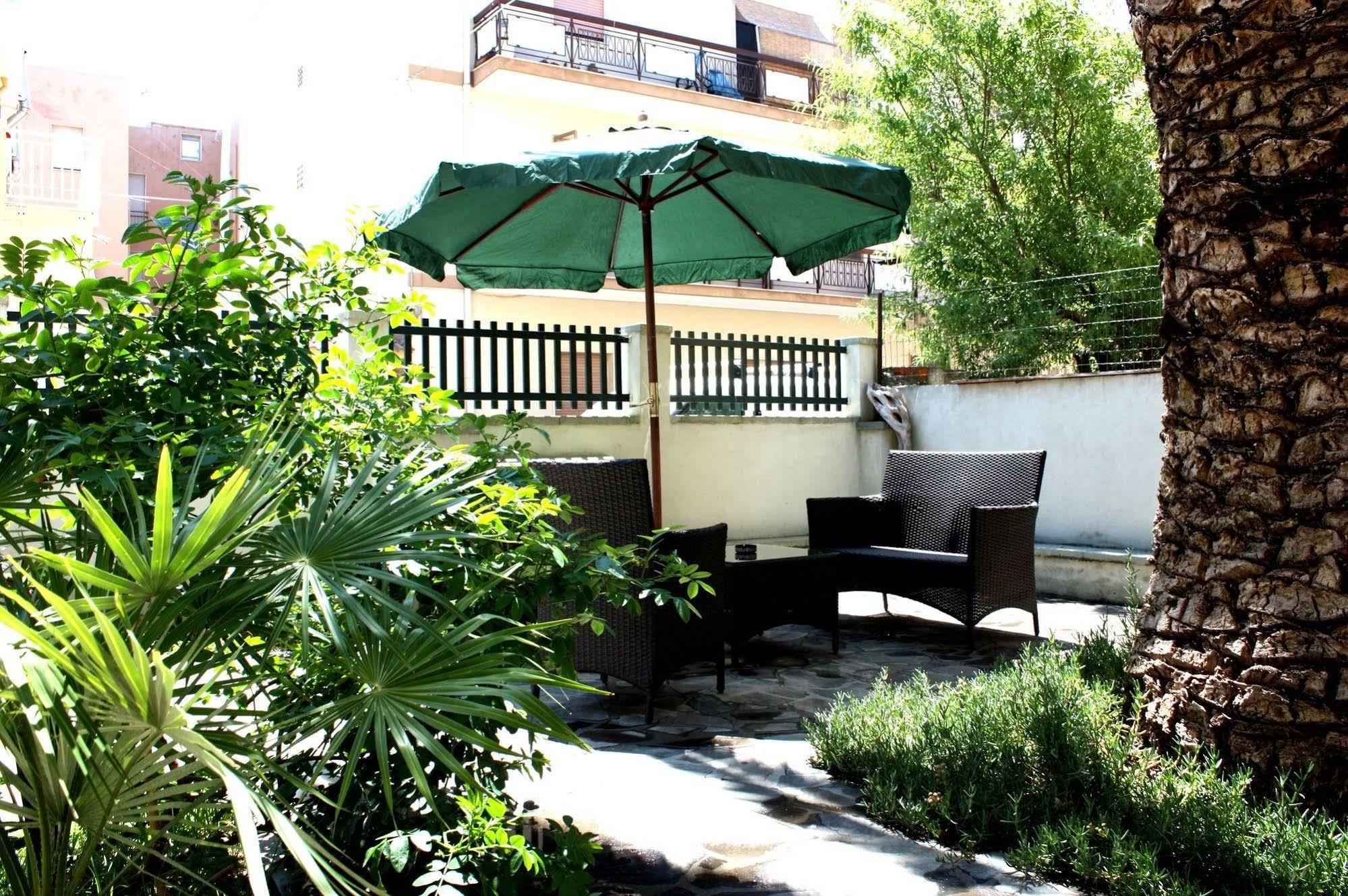 Hotel Alguer Exterior photo
